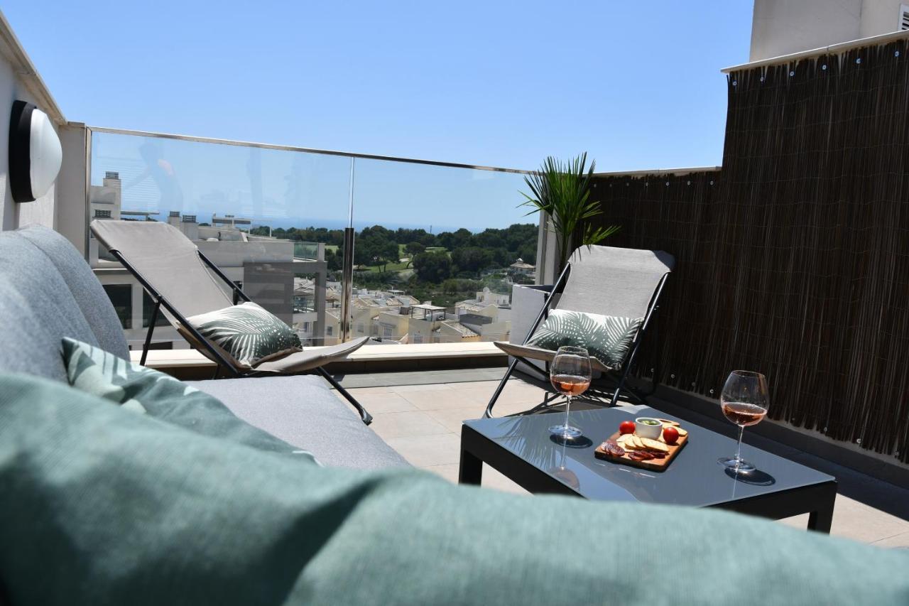 Luxurious Flat & Private Rooftop In Villamartin Orihuela Costa Dehesa de Campoamor  Bagian luar foto
