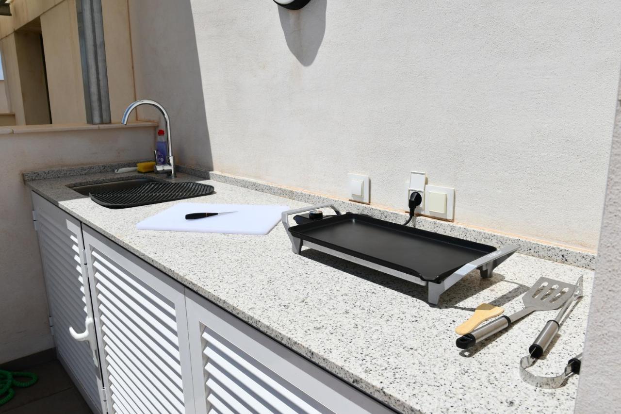 Luxurious Flat & Private Rooftop In Villamartin Orihuela Costa Dehesa de Campoamor  Bagian luar foto