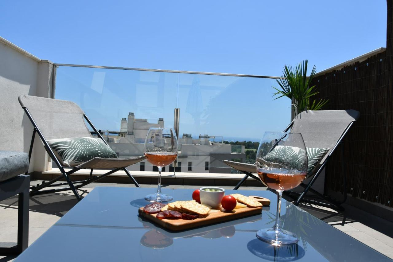 Luxurious Flat & Private Rooftop In Villamartin Orihuela Costa Dehesa de Campoamor  Bagian luar foto