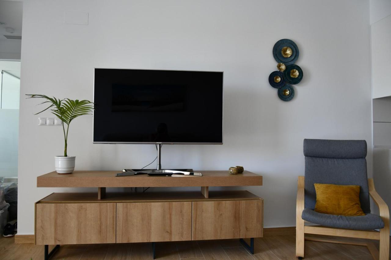 Luxurious Flat & Private Rooftop In Villamartin Orihuela Costa Dehesa de Campoamor  Bagian luar foto