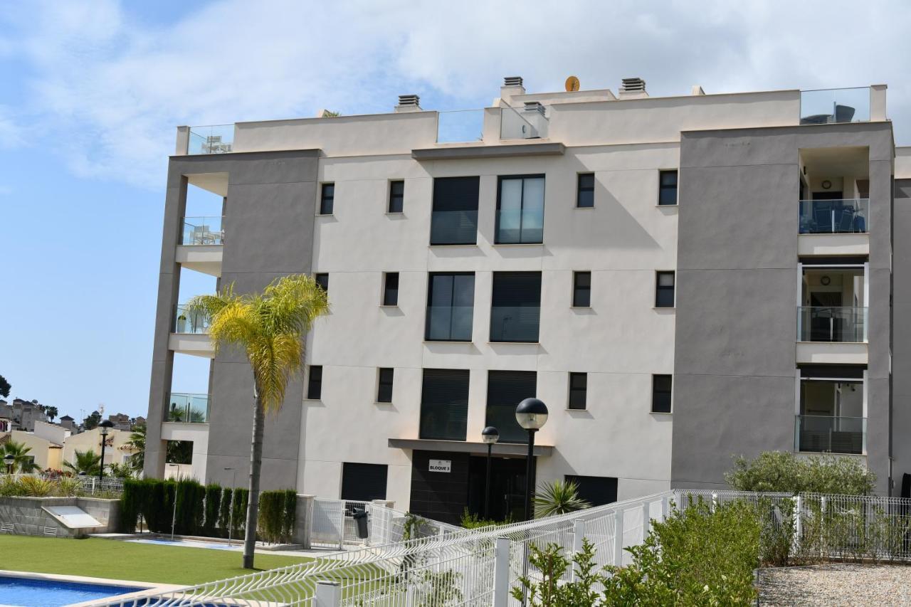 Luxurious Flat & Private Rooftop In Villamartin Orihuela Costa Dehesa de Campoamor  Bagian luar foto